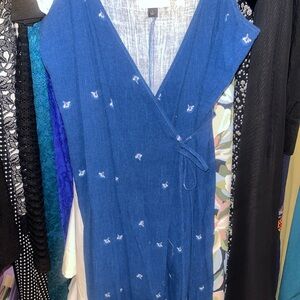 Universal Thread Blue Midi Dress